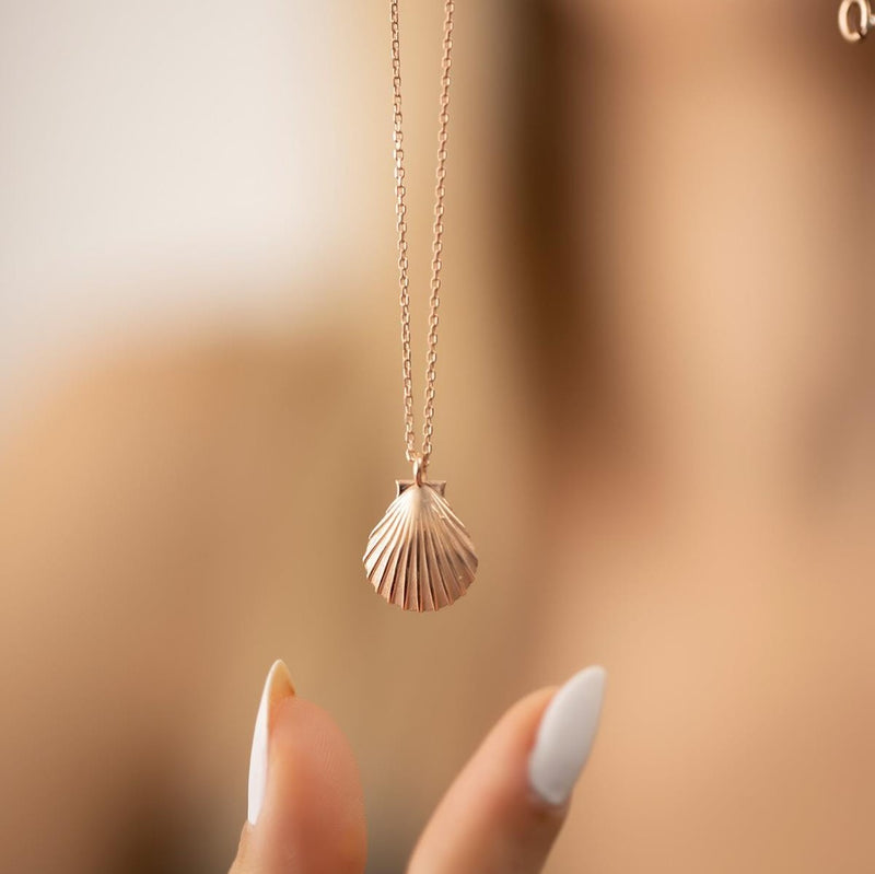 Seashell Sterling Silver Italian Style Necklace